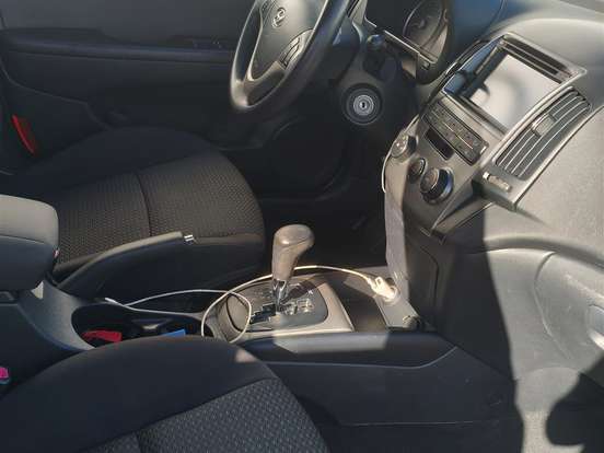 HYUNDAI-I30-2.0 MPI 16V GASOLINA 4P AUTOMÁTICO HYUNDAI-I30-2009