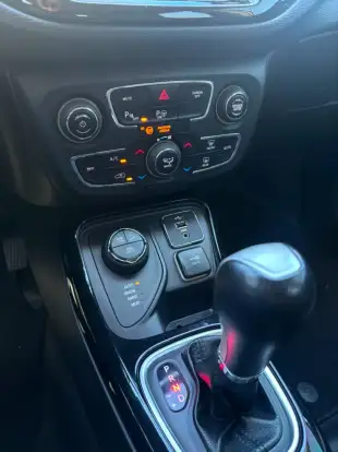 JEEP-COMPASS-2.0 16V DIESEL LIMITED 4X4 AUTOMÁTICO JEEP-COMPASS-2019