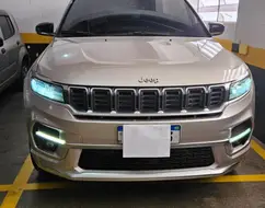 JEEP COMMANDER 2.0 HURRICANE 4 TURBO GASOLINA OVERLAND AT9 JEEP COMMANDER 2.0 HURRICANE 4 TURBO GASOLINA OVERLAND AT9