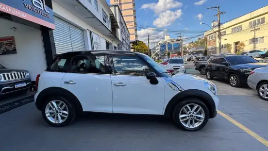 MINI-COUNTRYMAN-2012