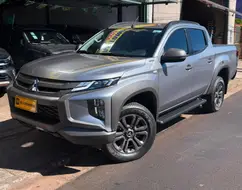 MITSUBISHI L200 TRITON 2.4 16V TURBO DIESEL SPORT OUTDOOR PLUS CD 4P 4X4 AUTOMÁTICO MITSUBISHI L200 TRITON 2.4 16V TURBO DIESEL SPORT OUTDOOR PLUS CD 4P 4X4 AUTOMÁTICO