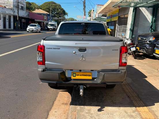 MITSUBISHI-L200 TRITON-2024