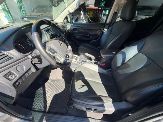 MITSUBISHI-L200 TRITON-2024