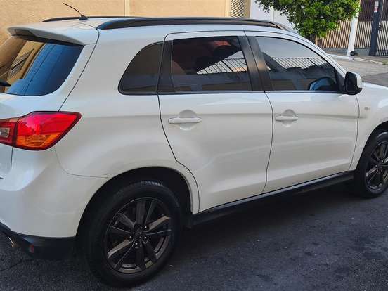 MITSUBISHI-ASX-2.0 4X2 16V GASOLINA 4P AUTOMÁTICO MITSUBISHI-ASX-2012