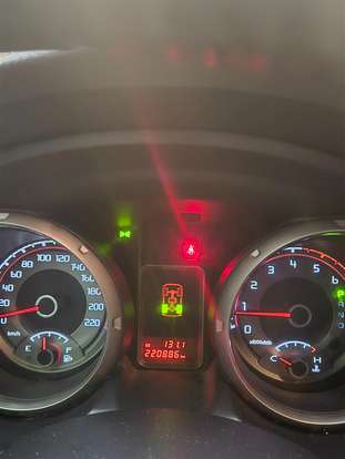 MITSUBISHI-PAJERO-2015