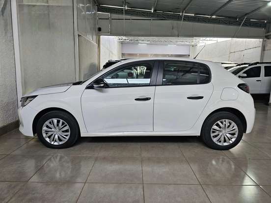 PEUGEOT-208-2024