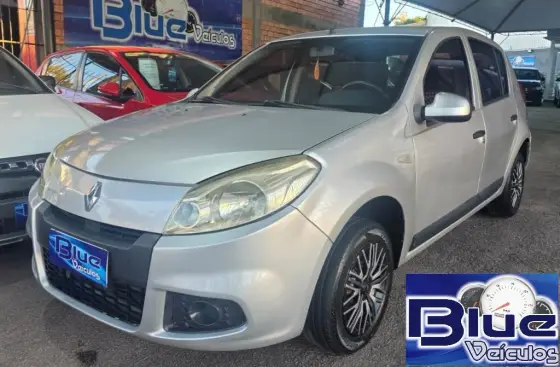 RENAULT SANDERO 1.0 EXPRESSION 16V FLEX 4P MANUAL RENAULT SANDERO 1.0 EXPRESSION 16V FLEX 4P MANUAL