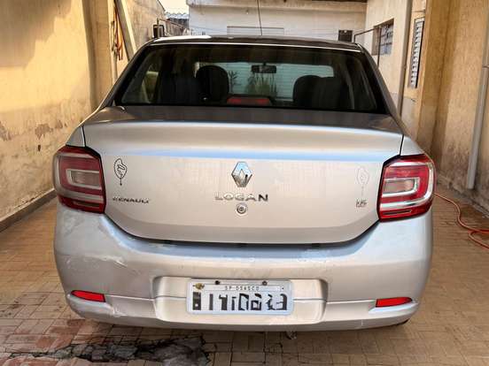 RENAULT-LOGAN-1.6 EXPRESSION 8V FLEX 4P MANUAL RENAULT-LOGAN-2015