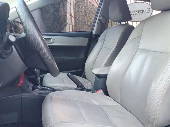 TOYOTA-COROLLA-1.8 GLI 16V FLEX 4P AUTOMÁTICO TOYOTA-COROLLA-2015