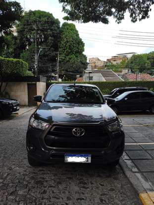 TOYOTA-HILUX-2.8 D-4D TURBO DIESEL CD SR 4X4 AUTOMÁTICO TOYOTA-HILUX-2024