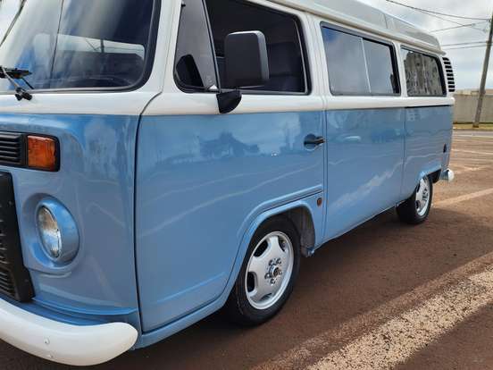 VOLKSWAGEN-KOMBI-1.4 MI STD 8V FLEX 3P MANUAL VOLKSWAGEN-KOMBI-2009