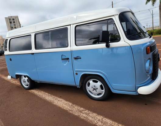 VOLKSWAGEN-KOMBI-1.4 MI STD 8V FLEX 3P MANUAL VOLKSWAGEN-KOMBI-2009