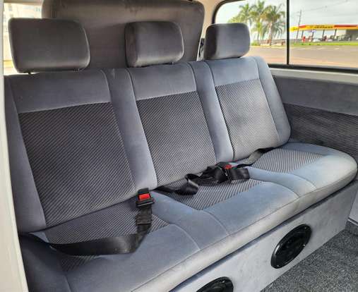 VOLKSWAGEN-KOMBI-1.4 MI STD 8V FLEX 3P MANUAL VOLKSWAGEN-KOMBI-2009