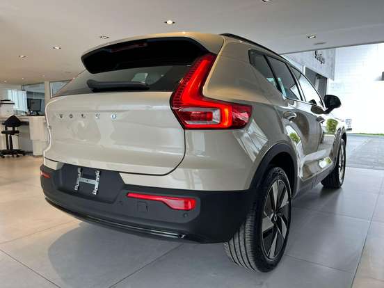 VOLVO-EX40-P6 RECHARGE ELECTRIC PLUS VOLVO-EX40-2026