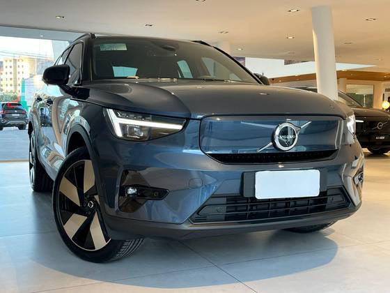 VOLVO EX40 P8 RECHARGE TWIN ELECTRIC ULTRA AWD