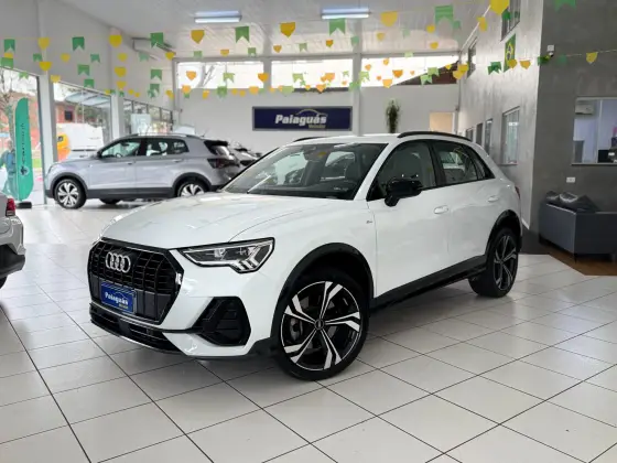AUDI Q3 2.0 40 TFSI GASOLINA PERFORMANCE BLACK QUATTRO TIPTRONIC