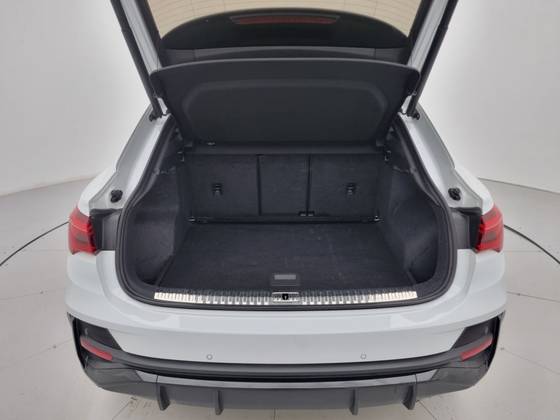 /en/city-belo-horizonte/cate-car-used-car/audi-q3-2024-2-0-40-tfsi-gasoline-sportback-performance-quattro-tiptronic-50212463559377920/-9