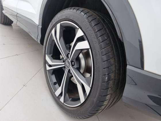/en/city-belo-horizonte/cate-car-used-car/audi-q3-2024-2-0-40-tfsi-gasoline-sportback-performance-quattro-tiptronic-50212463559377920/-12