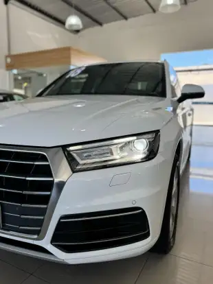 AUDI-Q5-2018