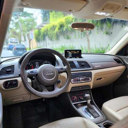 AUDI-Q3-2014