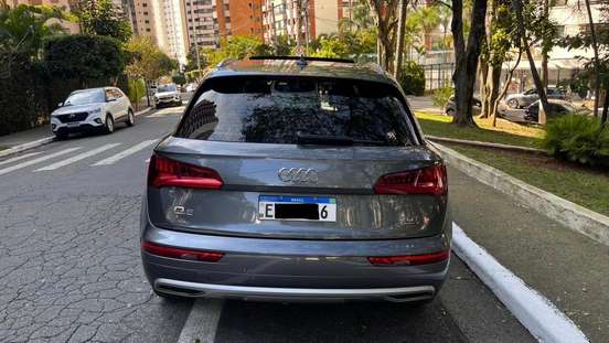 AUDI-Q5-2018
