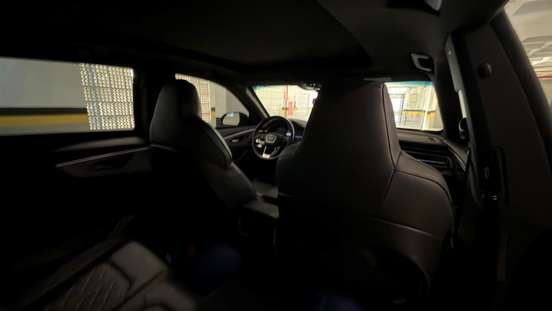 AUDI-Q8-2025