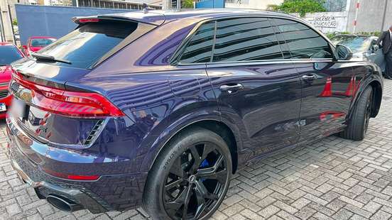 AUDI-RS Q8-2020