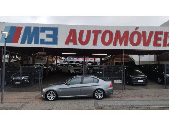 BMW 320i 2.0 16V GASOLINA 4P AUTOMÁTICO BMW 320i 2.0 16V GASOLINA 4P AUTOMÁTICO
