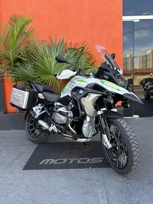 BMW R 1250 GS BMW R 1250 GS