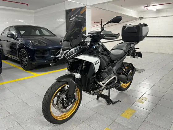 BMW R 1300 GS TRIPLE BLACK BMW R 1300 GS TRIPLE BLACK