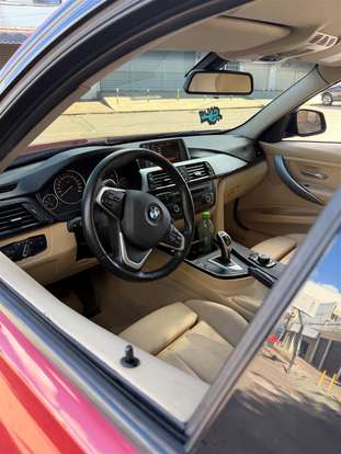 BMW-320i-2015