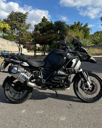 BMW-R 1250 GS ADVENTURE TRIPLE BLACK-2023