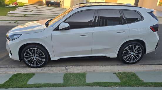 BMW-X1-2024