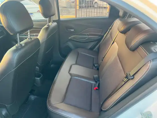 CHEVROLET-COBALT-2018