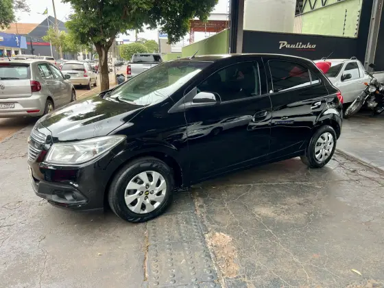 CHEVROLET ONIX 1.0 MPFI LT 8V FLEX 4P MANUAL CHEVROLET ONIX 1.0 MPFI LT 8V FLEX 4P MANUAL
