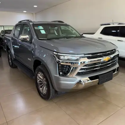 CHEVROLET S10 2.8 16V TURBO DIESEL HIGH COUNTRY CD 4X4 AUTOMÁTICO CHEVROLET S10 2.8 16V TURBO DIESEL HIGH COUNTRY CD 4X4 AUTOMÁTICO