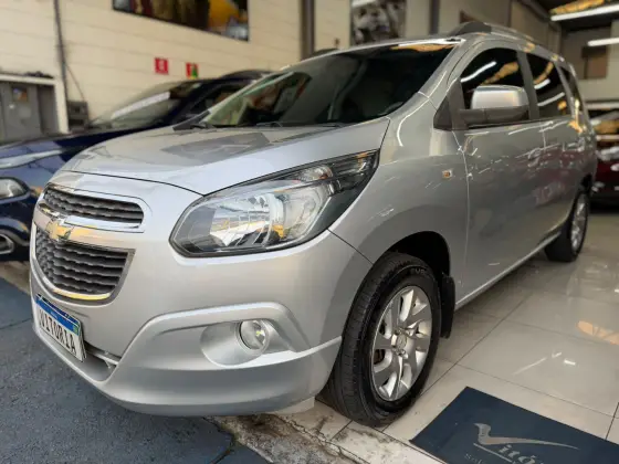 CHEVROLET SPIN 1.8 LTZ 8V FLEX 4P AUTOMÁTICO CHEVROLET SPIN 1.8 LTZ 8V FLEX 4P AUTOMÁTICO