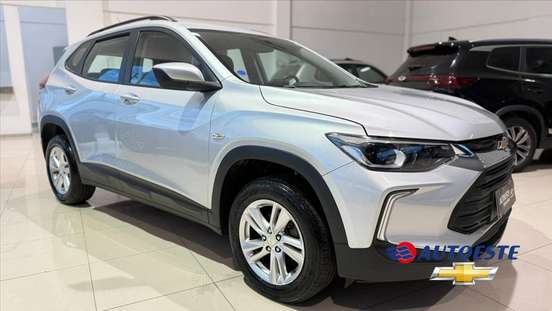 CHEVROLET-TRACKER-2022