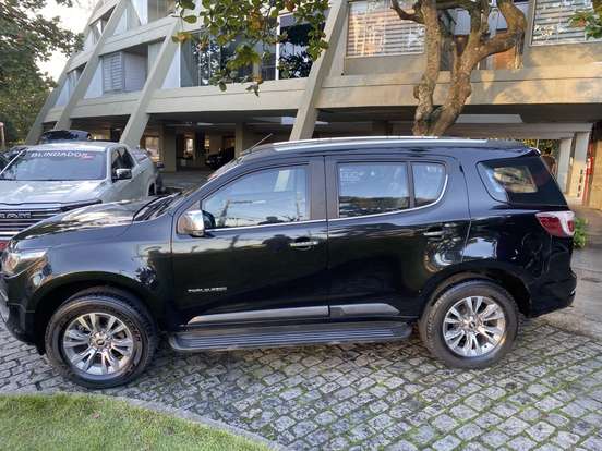 CHEVROLET-TRAILBLAZER-2018