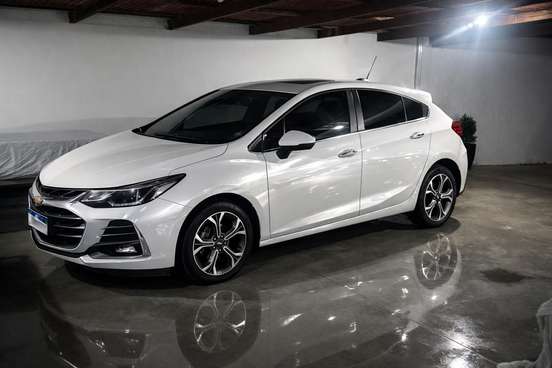 CHEVROLET-CRUZE-2019