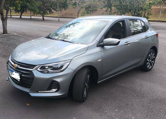 CHEVROLET ONIX 1.0 TURBO FLEX PREMIER AUTOMÁTICO