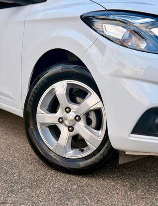 CHEVROLET-ONIX-1.4 MPFI LT 8V FLEX 4P AUTOMÁTICO CHEVROLET-ONIX-2019