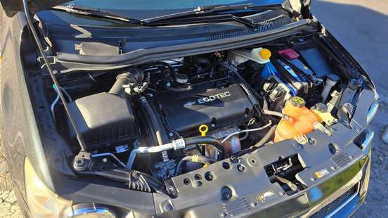 CHEVROLET-SONIC-2013