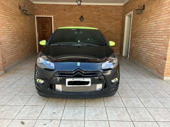 CITROËN-DS3-2012