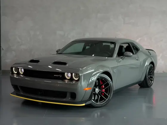 DODGE CHALLENGER 6.2 V8 HEMI GASOLINA SRT HELLCAT WIDEBODY JAILBREAK TORQUEFLITE