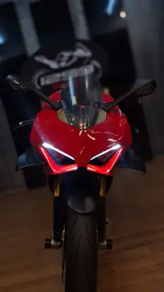 DUCATI-PANIGALE V4 S-2022