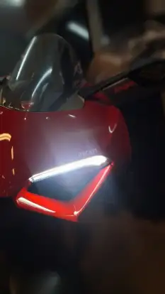 DUCATI-PANIGALE V4 S-2022