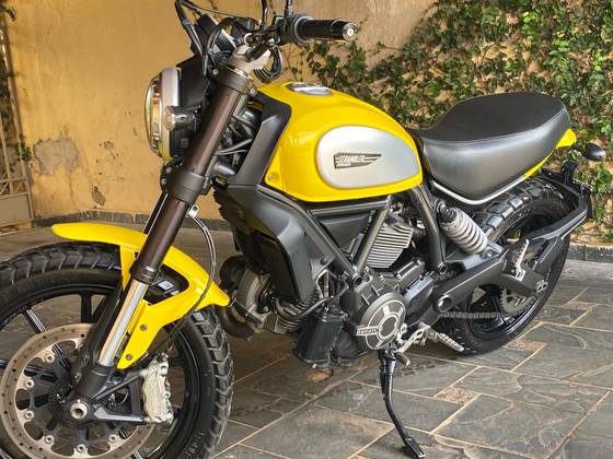 DUCATI SCRAMBLER ICON 