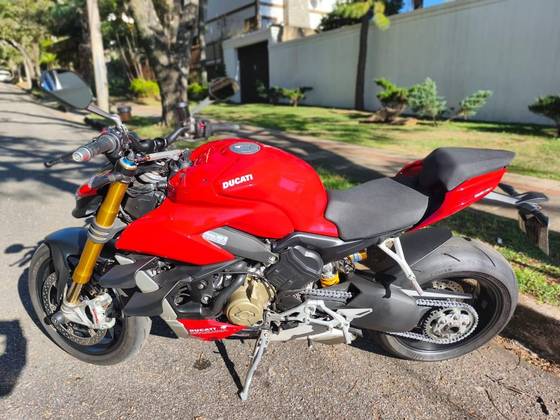DUCATI STREETFIGHTER V4 S 