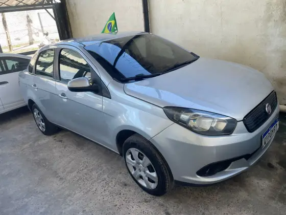 FIAT GRAND SIENA 1.4 MPI 8V FLEX 4P MANUAL FIAT GRAND SIENA 1.4 MPI 8V FLEX 4P MANUAL
